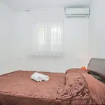 Appartement Olea Apartment, Near Znjan Beach