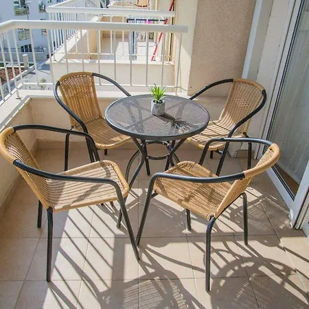 Olea, Two-bedroom Duplex Near žnjan Appartement Split