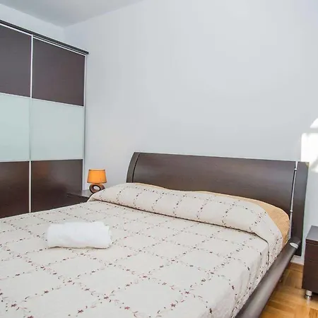 Olea, Two-bedroom Duplex Near žnjan Split