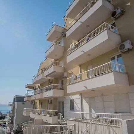 Apartment Olea, Two-Bedroom Duplex Suite Near Znjan Beach